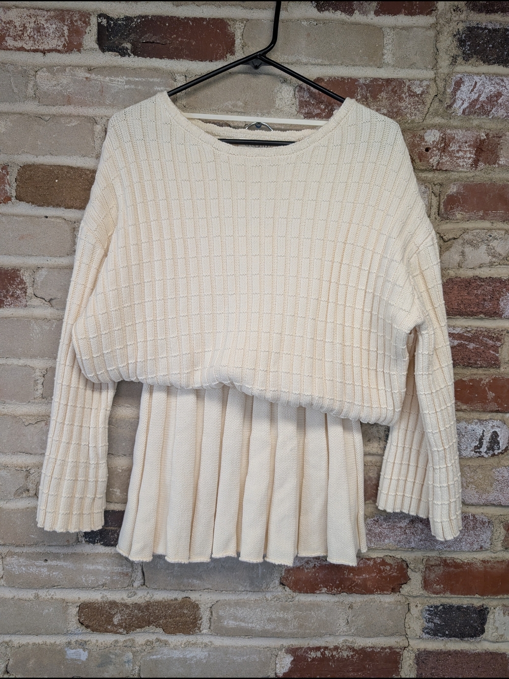Cream Knit Pleated Skirt Set - Women